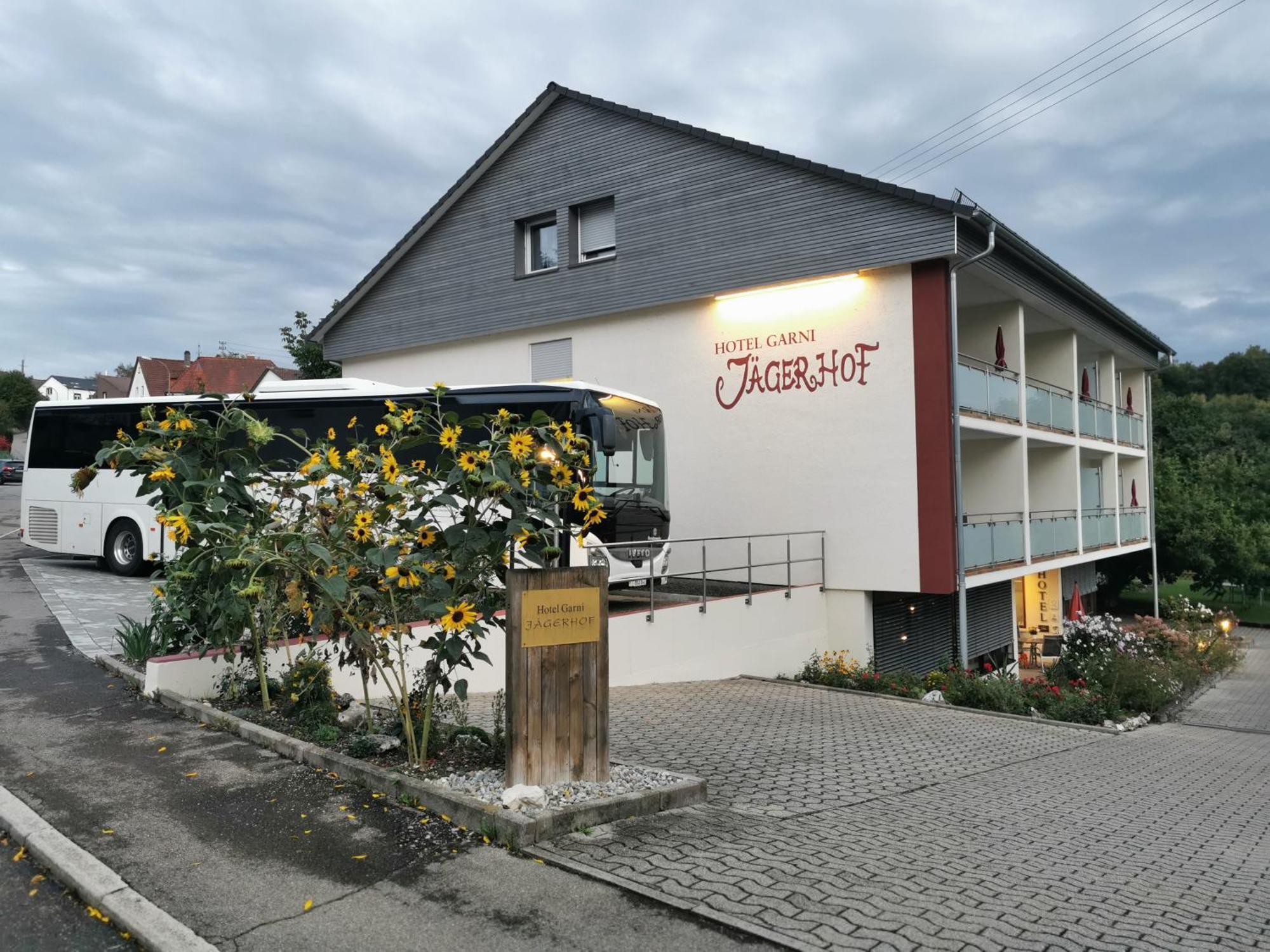 Hotel Garni Jaegerhof ジクマリンゲン エクステリア 写真