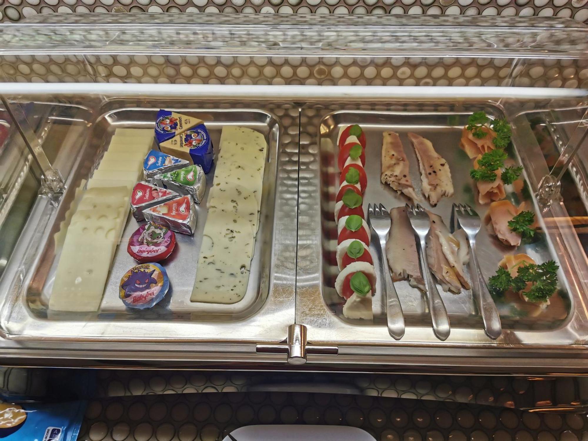 Hotel Garni Jaegerhof ジクマリンゲン エクステリア 写真