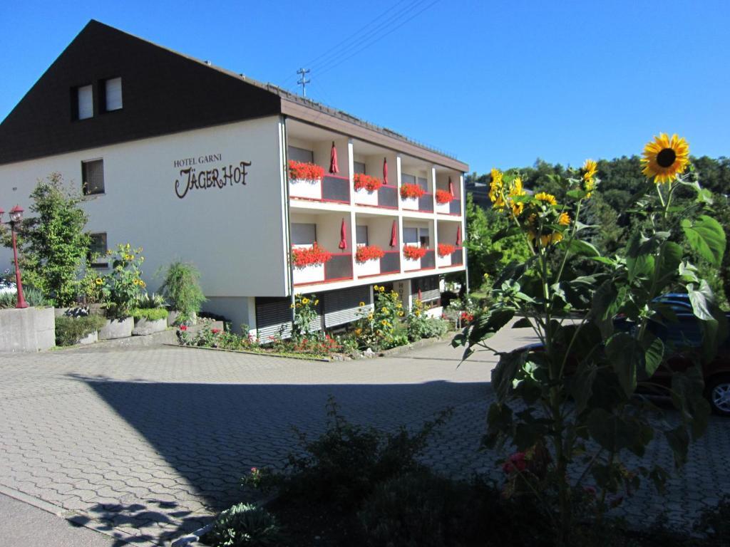 Hotel Garni Jaegerhof ジクマリンゲン エクステリア 写真